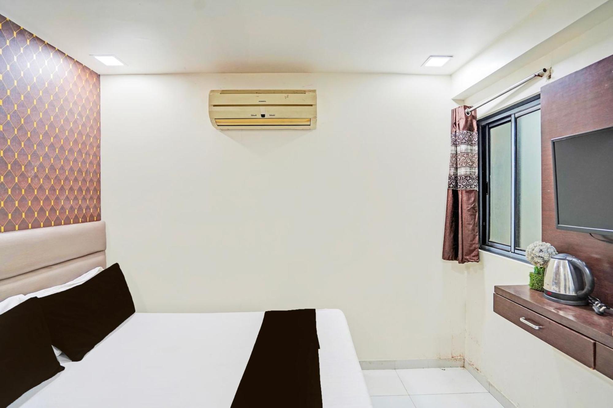 Hotel O S. G. Highway Formerly I Land Park Ahmadabad Zewnętrze zdjęcie